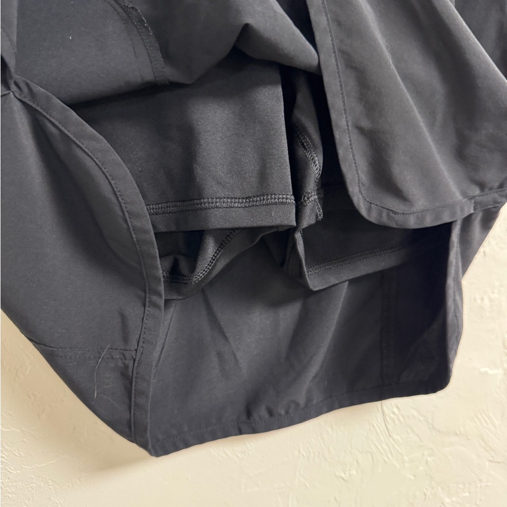 Tek Gear Black Women's Skort with Zippered Pockets - Picture 2 of 3